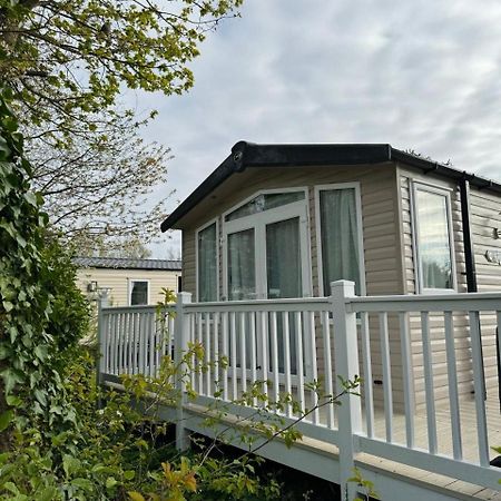 Отель Relax & Dream Port Seton Экстерьер фото